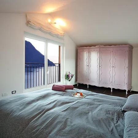 Apartment Colonno Sala Comacina